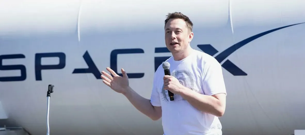 Маск предложил провести IPO SpaceX в июне